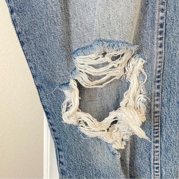 FIRM Khaite Kyle Portland Relaxed Distressed Jeans - Picture 9 of 14